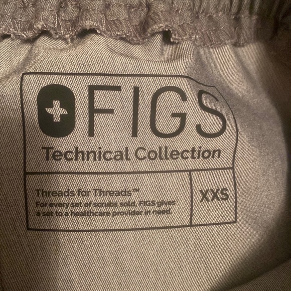 Never worn Figs scrub pants in color graphite. - Picture 8 of 9